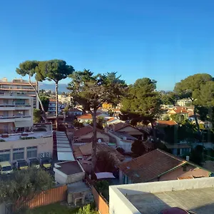 Coquet Front De Cagnes-sur-Mer
